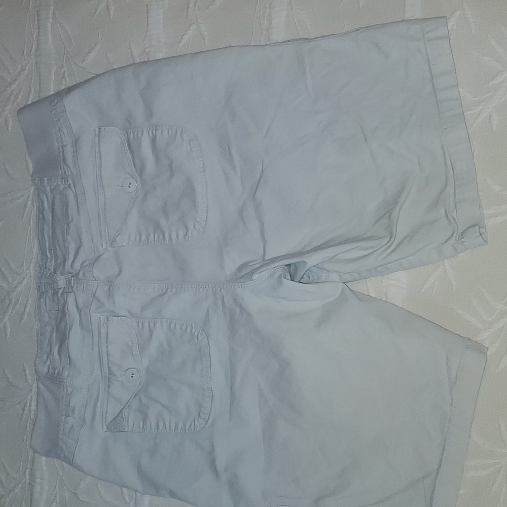 Gloria Vanderbilt Shorts - Picture 5 of 8